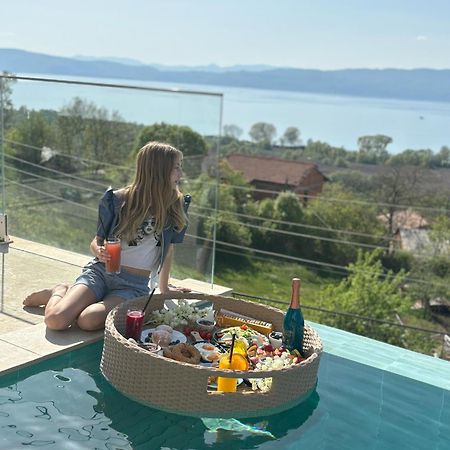 Casa Farmak - 4 Bedroom Lux Apartment With Infinity Pool & Lake View Ohrid Eksteriør billede