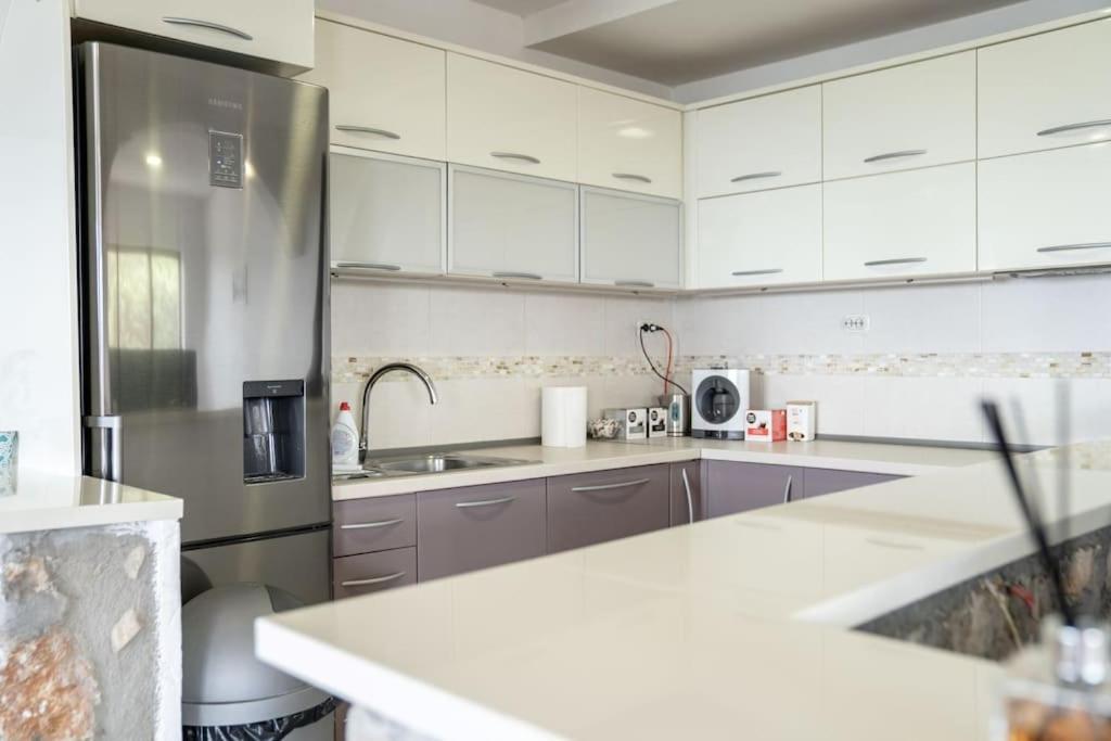 Casa Farmak - 4 Bedroom Lux Apartment With Infinity Pool & Lake View Ohrid Eksteriør billede