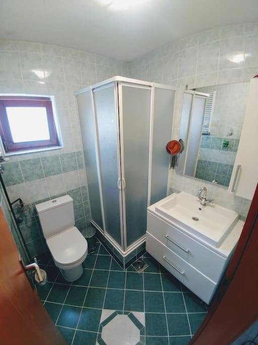 Casa Farmak - 4 Bedroom Lux Apartment With Infinity Pool & Lake View Ohrid Eksteriør billede