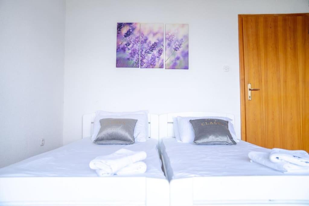 Casa Farmak - 4 Bedroom Lux Apartment With Infinity Pool & Lake View Ohrid Eksteriør billede